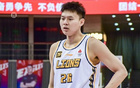 吳驍活力四射，24分鐘3次出手得2分8板，其中5前場(chǎng)板。