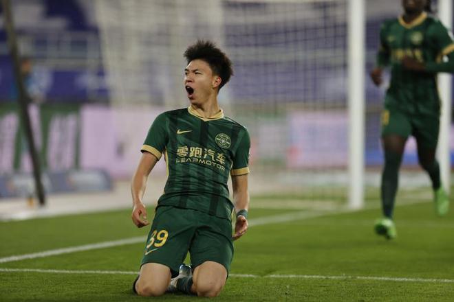 潘偉力：王鈺棟能力尚需提升，五大聯(lián)賽需頂尖水平。